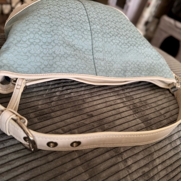 Vintage Coach Blue Mini C's Hobo – Style M0772 F10920 - Picture 7 of 9